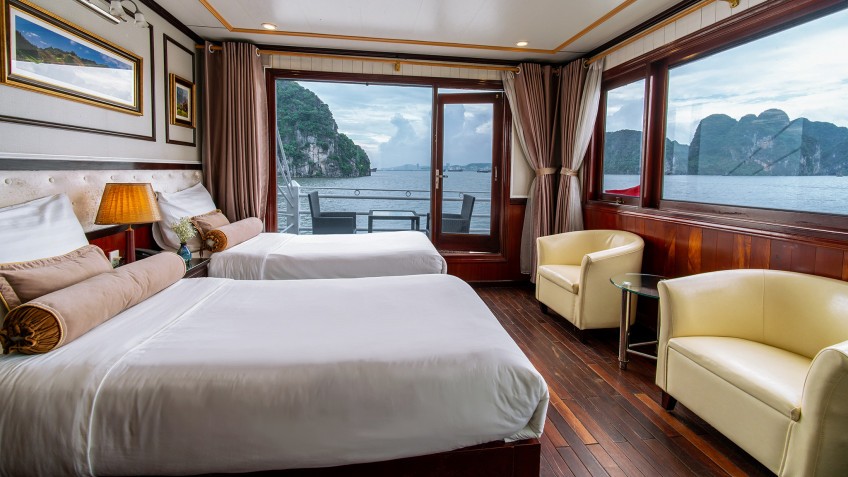 Swan Cruises: Arm chair by the window