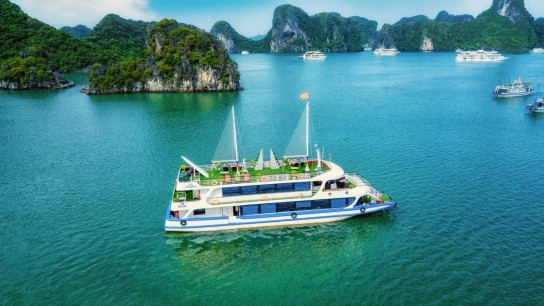 #5 of Best 2024 - Queen Luxury Cruise Halong Bay