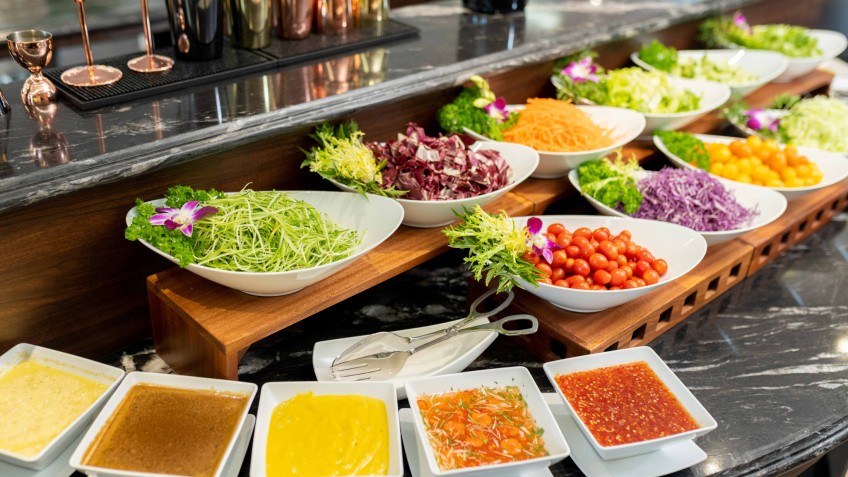 Ambassador Day Cruise: A variety of salad sauce for vegetarian